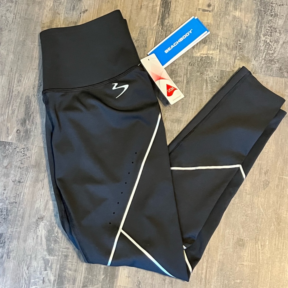 Beachbody Black Performance Leggings with High Waist